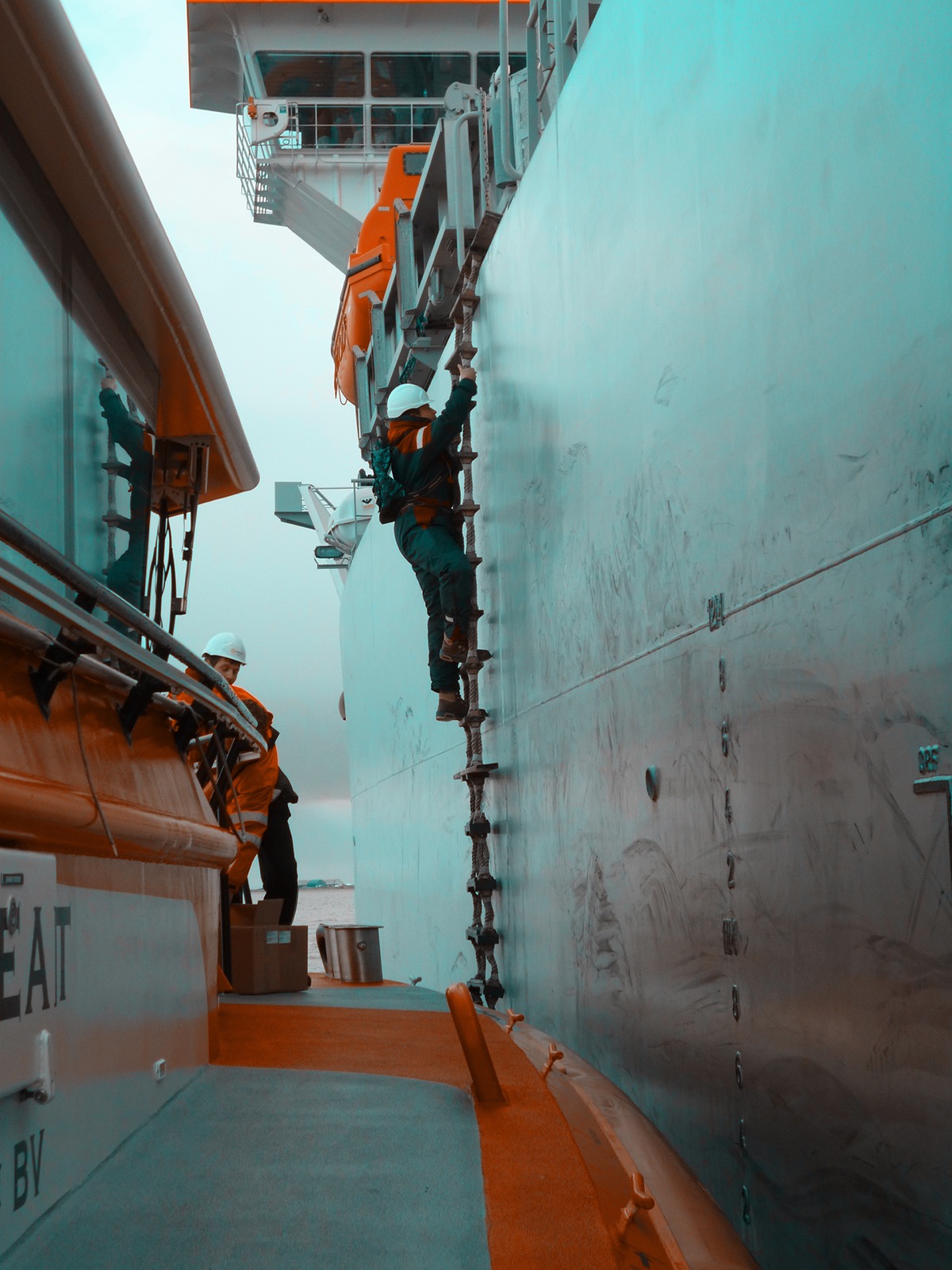 Crew Transfer Braveheart Marine